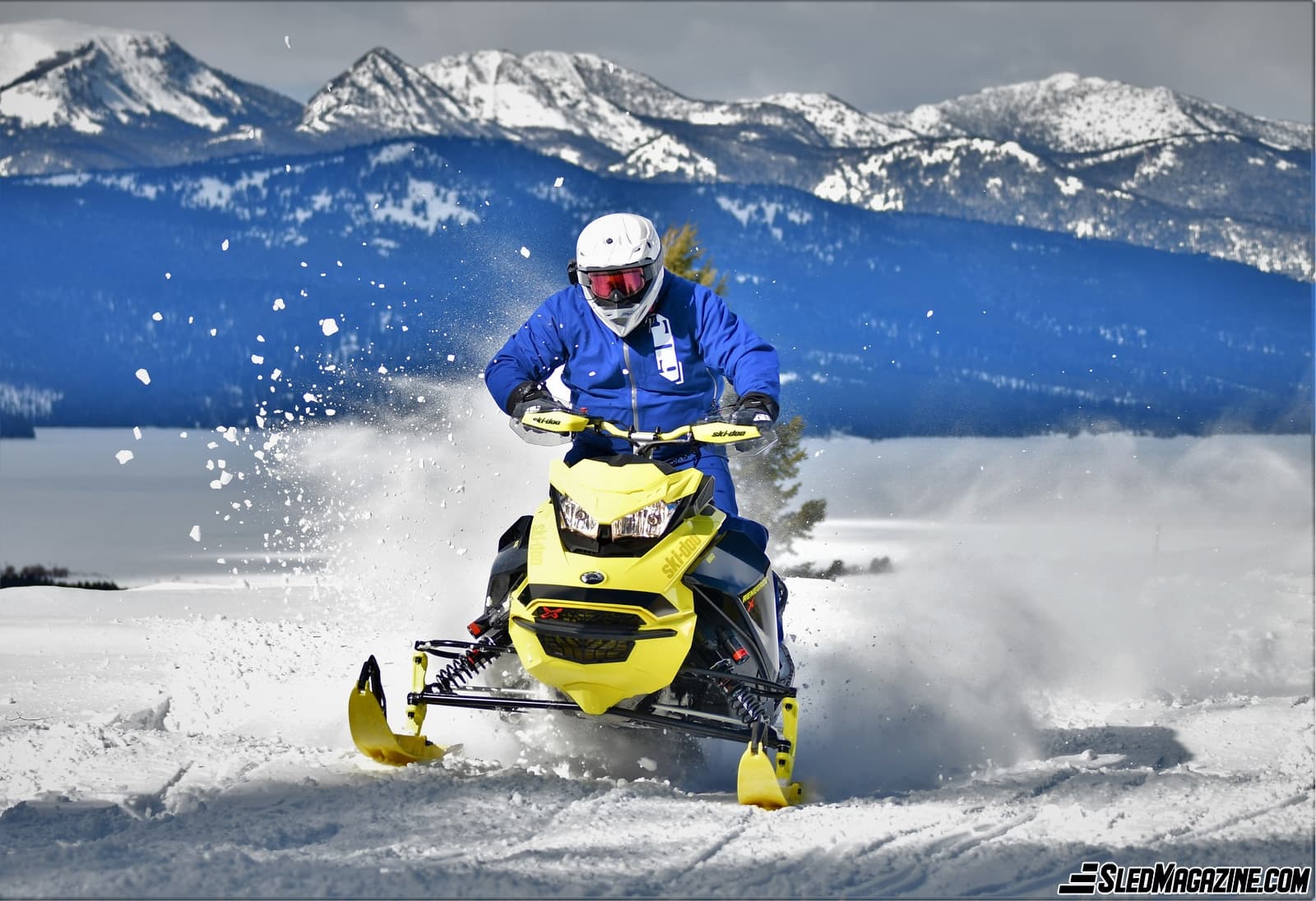 Test drive of the Ski-Doo Renegade XR-S 850 E-TEC 2022