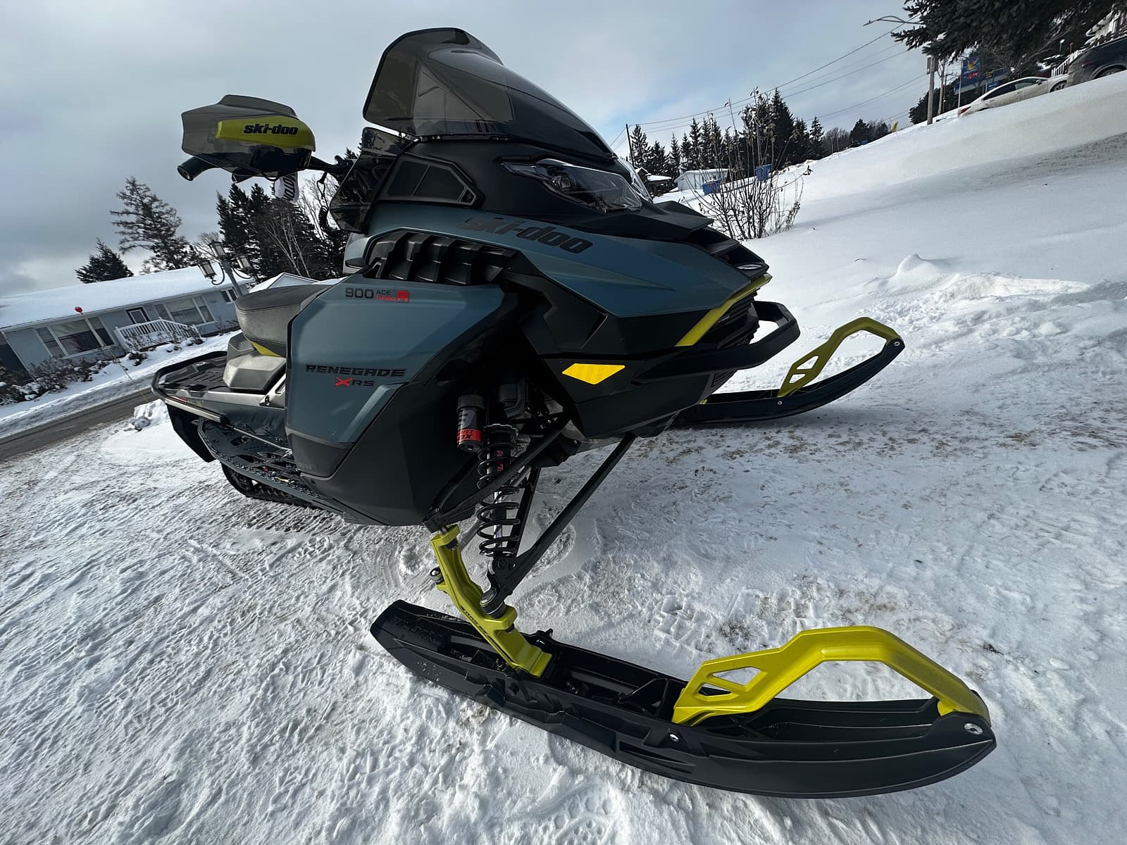 Ski-Doo Renegade X-RS 900 ACE Turbo R 2026: High Expectations for the Season